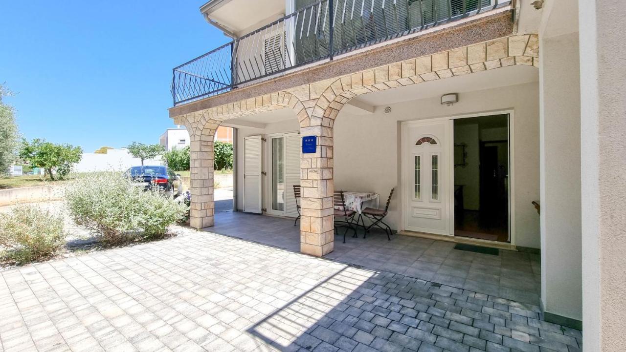 شقة Ena Novigrad Istria المظهر الخارجي الصورة